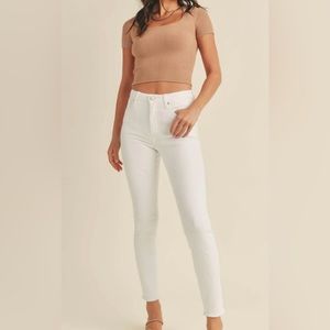 Just Black Denim Skinny High Rise Fray Hem Jean In Optic White